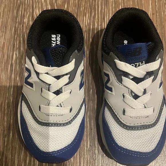 New Balance Shoes New Balance Sneakers Size Royal Blue White